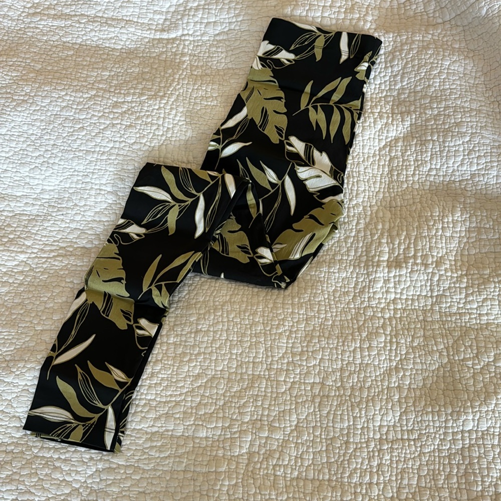 Green and black leggings